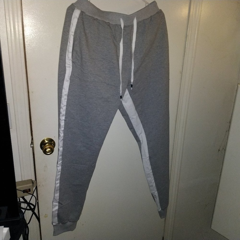Men's Size 36 Joggers Pants Elastic Waist Drawstring Sweatpants White Stripe.